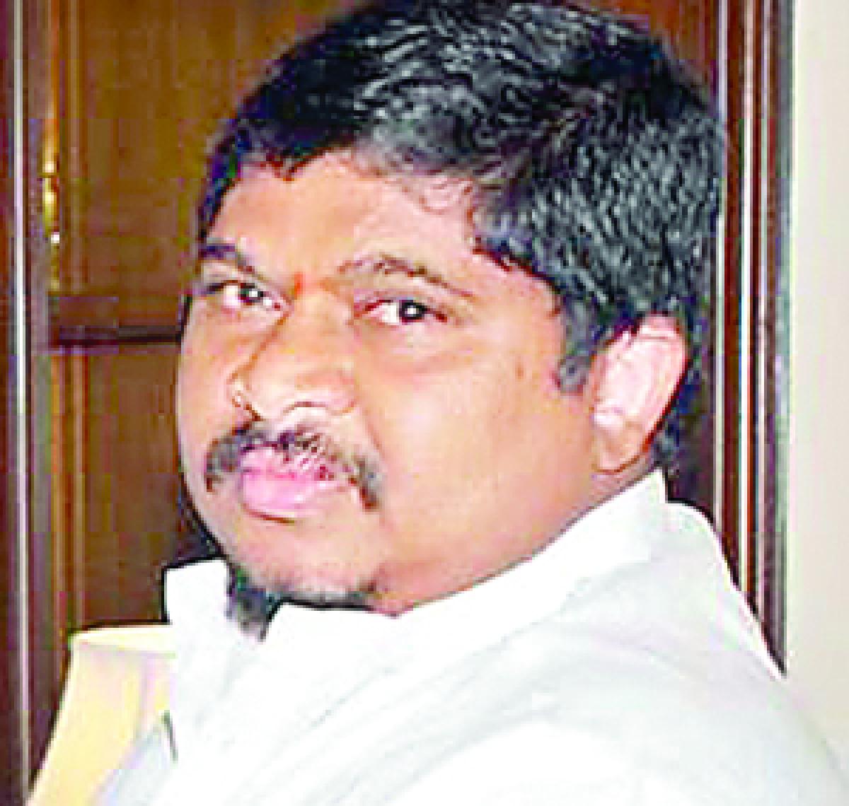 Farmer suicides a non-issue for KCR: Cong